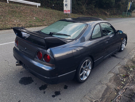 JDM 1996 Nissan Skyline R33 RHD - JDM Hotline