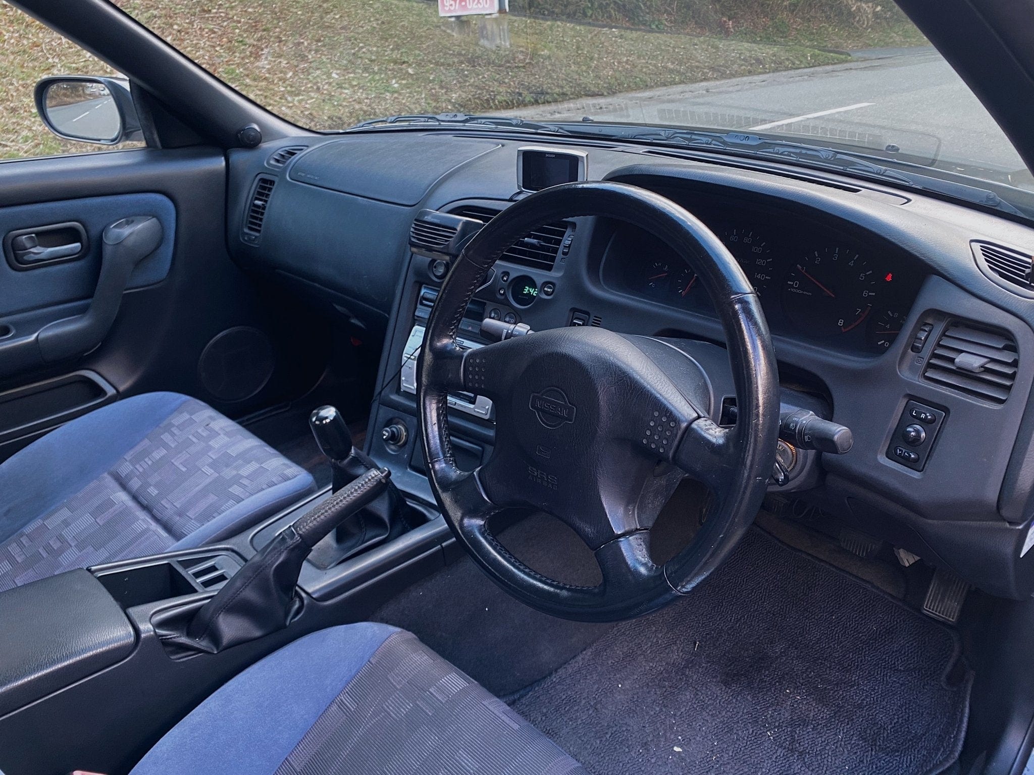 JDM 1996 Nissan Skyline R33 RHD - JDM Hotline