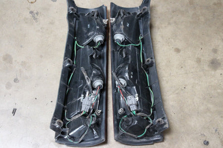 JDM Honda CR-V 1997 - 1998 - 1999 - 2000 - 2001 OEM Taillights CRV - JDM Hotline